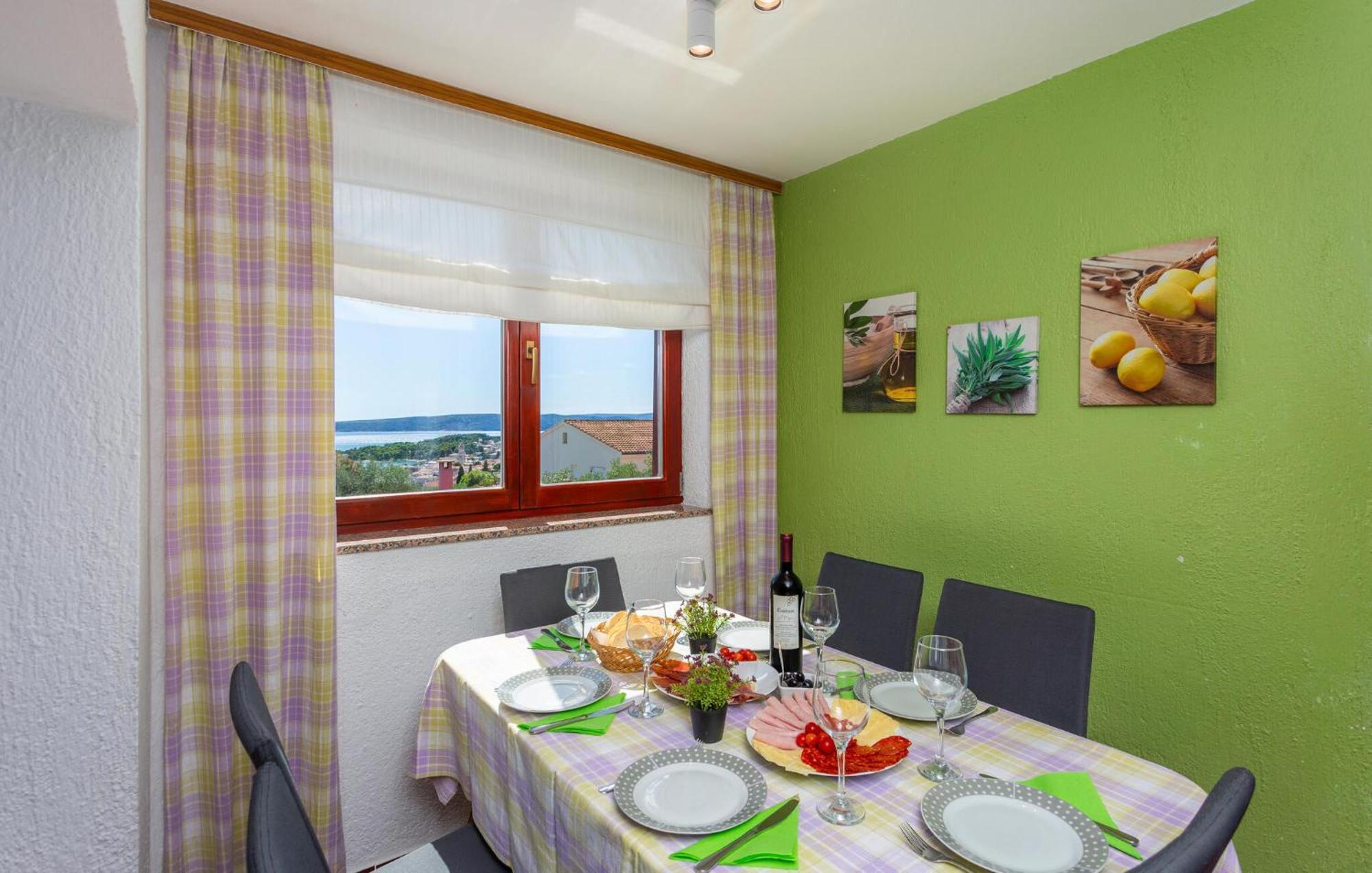 3 Bedroom Stunning Apartment In Krk Krk Town Exterior foto